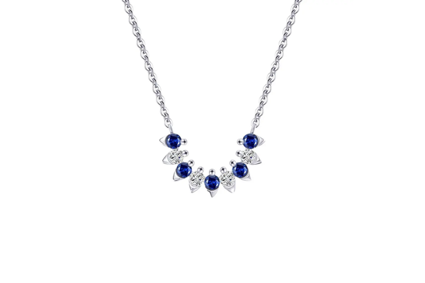 Collana di cristalli blu